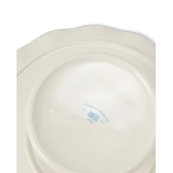 Lexington Wavy Cake Stand in Stoneware, White/Blue