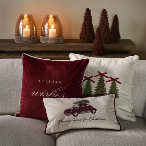 RM Holiday Wishes Pillow 50x50