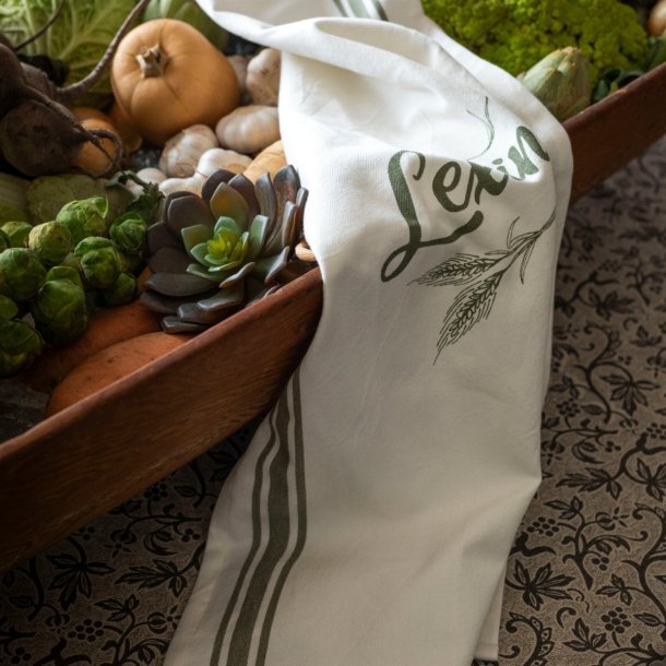 Lexington Fall Kitchen Towel, white/green