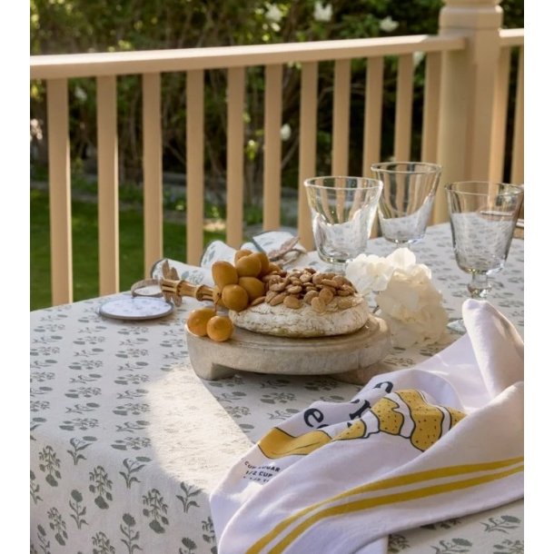 Lexington Lemon Poppy Organic Cotton Kitchen Towel, White/Yellow